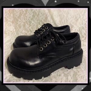 Vintage 90s Chunky Platform Oxford Shoes